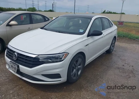2019 Volkswagen Jetta 1.4T R-Line/1.4T S/1.4T Se z USA, uszkodzony, nr VIN 3VWC57BUXKM078354